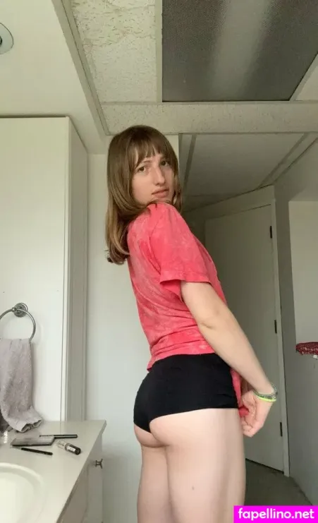 Esthergreyplus OnlyFans Thumbnail #IhaVvSmYbm