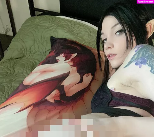 Estherlynnriefree OnlyFans Thumbnail #33noQfL0zS