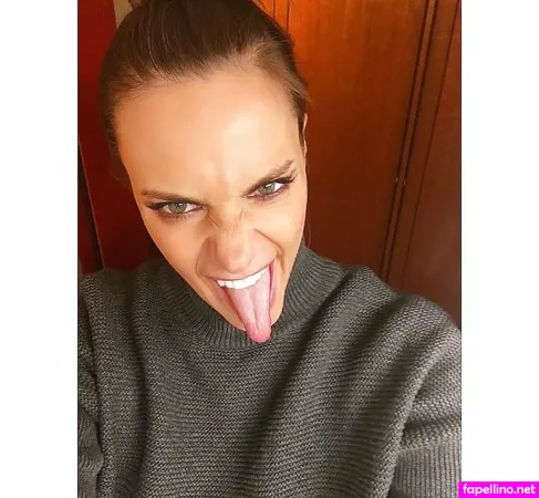 Esthersedlaczek OnlyFans Thumbnail #0PqoYiL5ak