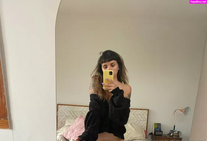 Estimadavecina OnlyFans Thumbnail #NA0bfw2hR4