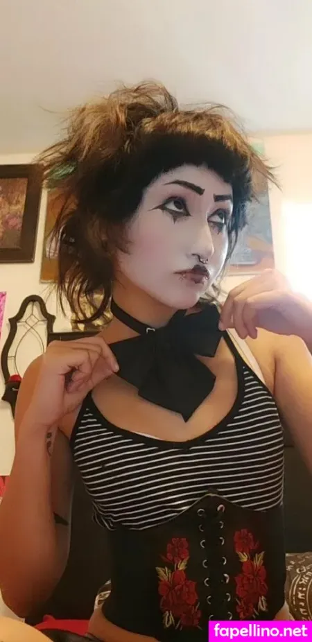 Estrella Rots OnlyFans Thumbnail #9IDv1AAss2