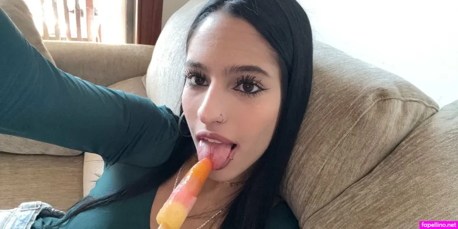 Estrellita Stars OnlyFans Thumbnail #F69gunlC7L