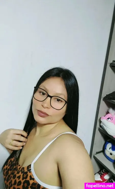 Estrellita83 Main Profile Photo