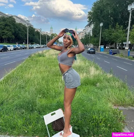 Eunique OnlyFans Thumbnail #o0r3gpAhYf