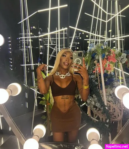 Eunique OnlyFans Thumbnail #qyhZTFrQM7