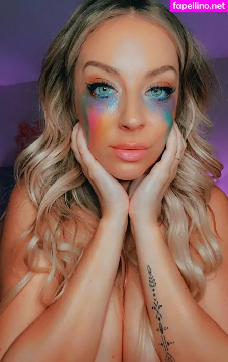 Euphoriasiren OnlyFans Thumbnail #59YELJmYeb