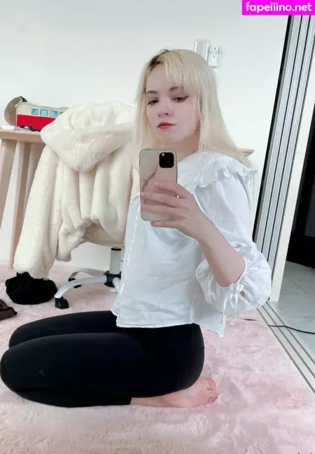 Eurocatgirl 1 OnlyFans Thumbnail #4PqyCLz5RN