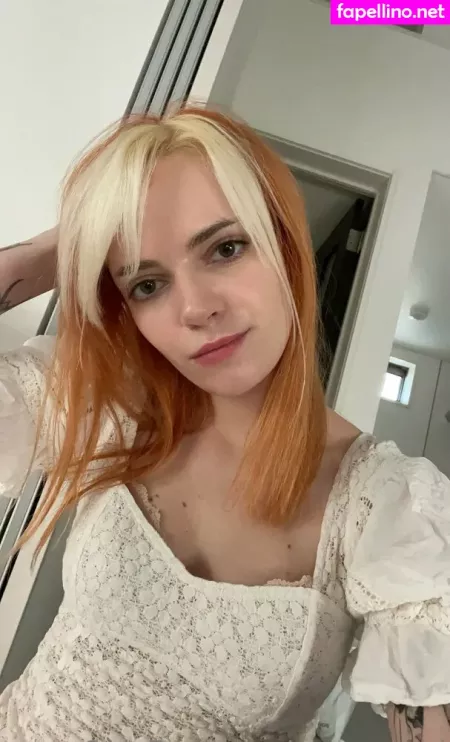 Eurocatgirl 1 OnlyFans Thumbnail #x6J39bHcat