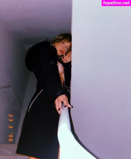 Euyaz OnlyFans Thumbnail #MxXTc0NHK2