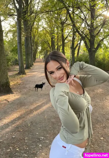 Ev Elinne OnlyFans Thumbnail #H9UTrpjAiL