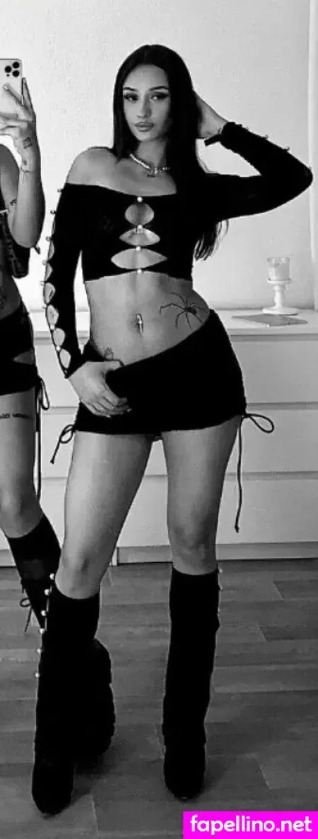 Ev Elinne OnlyFans Thumbnail #UdG8bMFv61