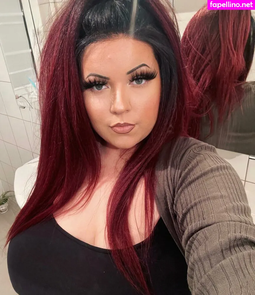 Butterfly, Vanessa Valarie, angeleva88, angelmelly Nude Leaked OnlyFans Photo #dUB1gd20eL