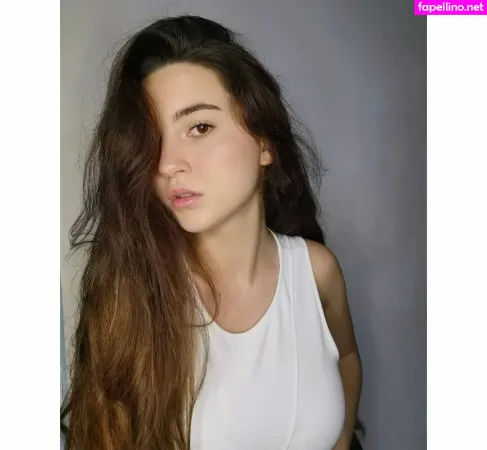 Eva Batista OnlyFans Thumbnail #UTw4J1WdQu