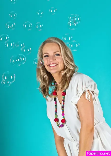 Eva Brenner OnlyFans Thumbnail #7EMNTIHYl7