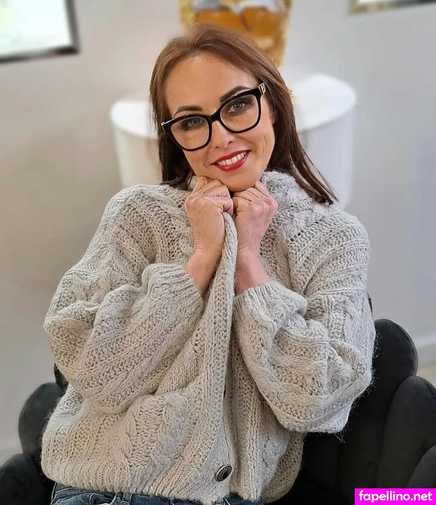 evacherie, https:, xve_cherie Nude Leaked OnlyFans Photo #Y6kHq6KPJ1