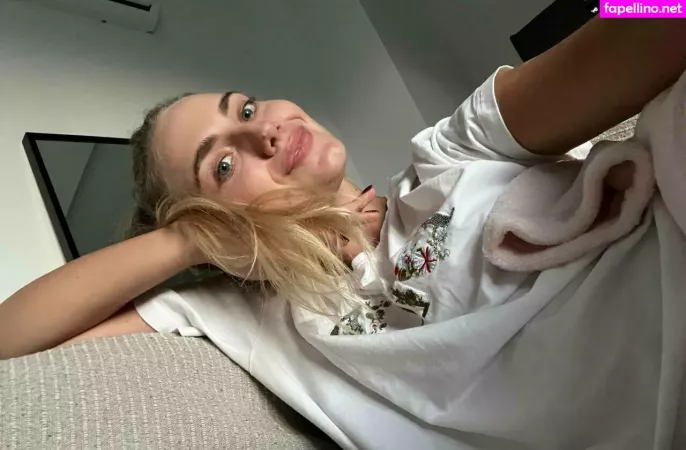 Eva E OnlyFans Thumbnail #SoKR4bq4wb