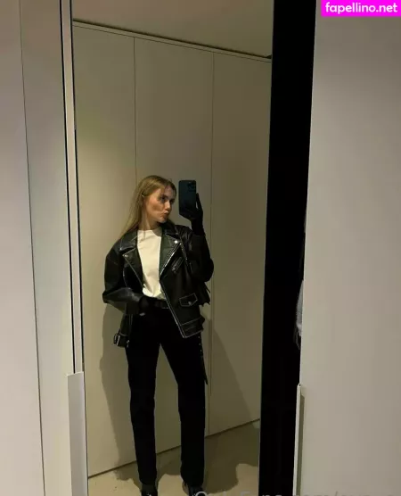 Eva E OnlyFans Thumbnail #y6TYMXmaJj