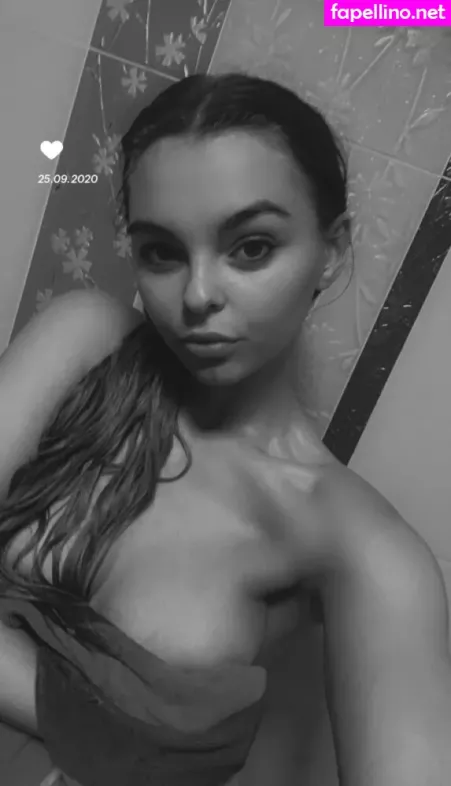 Eva Elster OnlyFans Thumbnail #Wn9wKebJxg