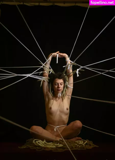 Eva Fay OnlyFans Thumbnail #F5JbInozvQ