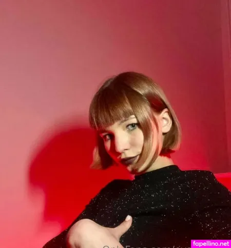 Eva Foxxxy OnlyFans Thumbnail #LnDutiWore