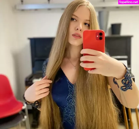 Eva Gevorgyan OnlyFans Thumbnail #IOeQm5jvik