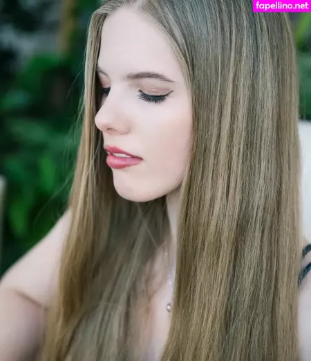 Eva Gevorgyan OnlyFans Thumbnail #hkBLqlQuA4