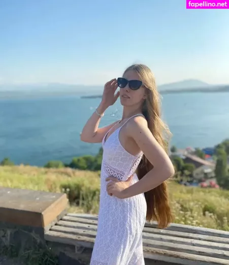 Eva Gevorgyan OnlyFans Thumbnail #uzOFWiMOBw