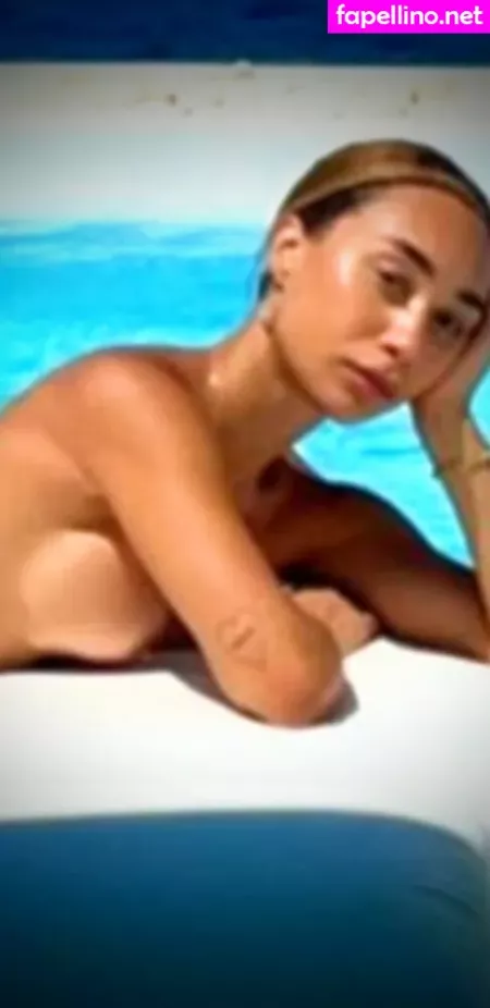 Eva Gutowski OnlyFans Thumbnail #biDJPcr0G5