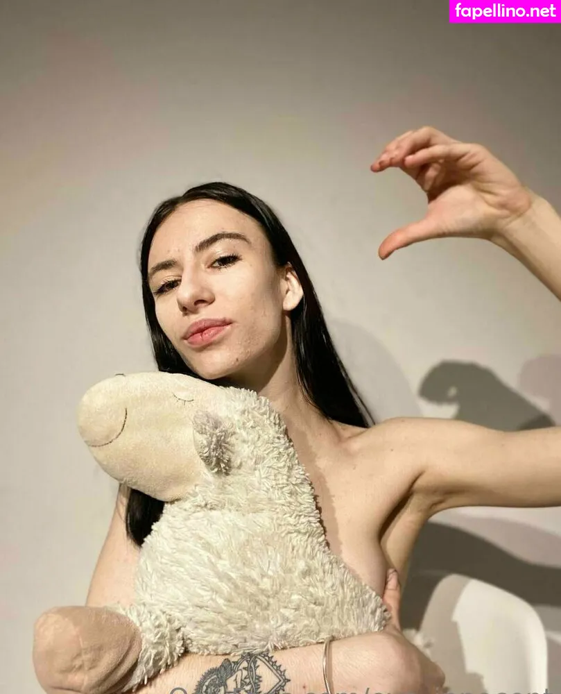 eva_innocent, innocent_eva Nude Leaked OnlyFans Photo #4RMS2WmhUV