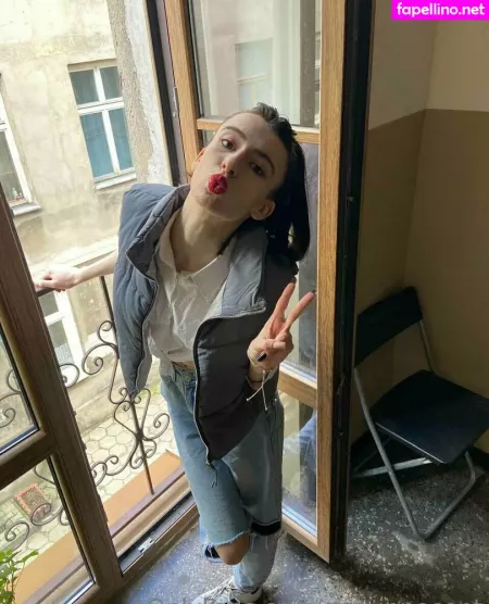 Eva Innocent OnlyFans Thumbnail #QAAPgMsL7W