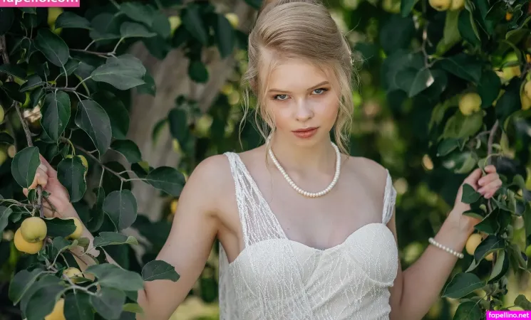 Eva Lee Model OnlyFans Thumbnail #RyKY4uSFYi