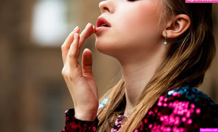 Eva Lee Model OnlyFans Thumbnail #YJa7CPircH