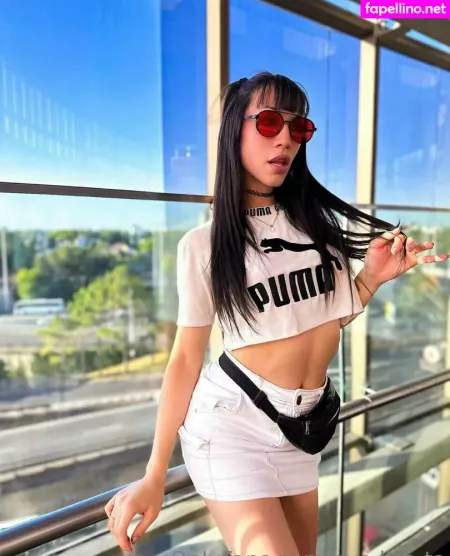 Eva Lika Ts OnlyFans Thumbnail #2YrOuh1f33