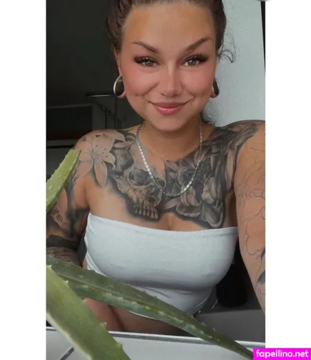 Eva Marie Faber OnlyFans Thumbnail #LY7DGczXgk