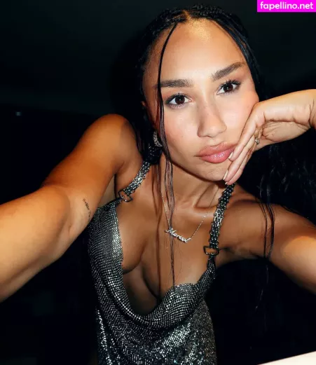 Eva Marisol Gutowski OnlyFans Thumbnail #Fh5m7V2ToY