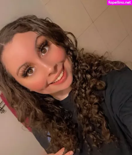 Eva Mevis OnlyFans Thumbnail #3S56UiJSpe