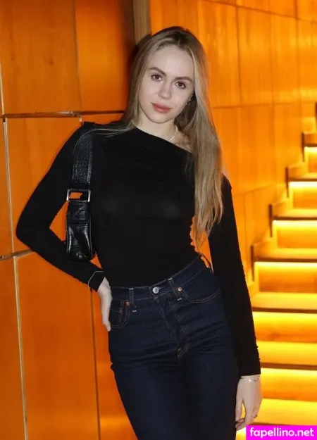 Eva Millerr OnlyFans Thumbnail #1JEfqi5u93