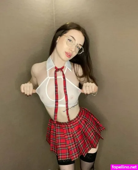 Eva Muse OnlyFans Thumbnail #t6fQ44vqnY