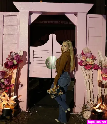 Eva Nunez OnlyFans Thumbnail #OF9i0hahDp