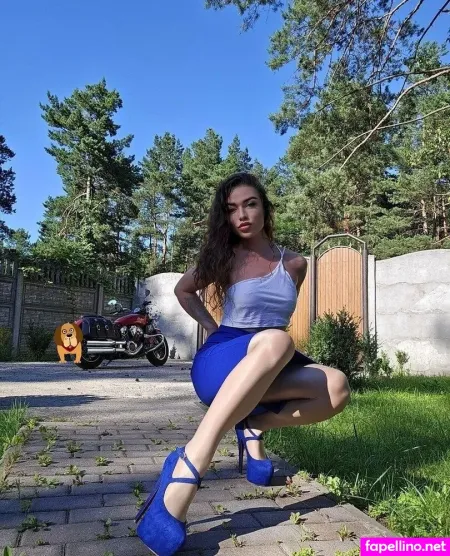 Eva Pantyhose OnlyFans Thumbnail #EoOuKaYILa