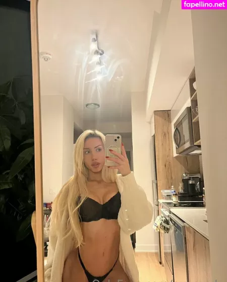 Eva Rende OnlyFans Thumbnail #s5kf9DceMo