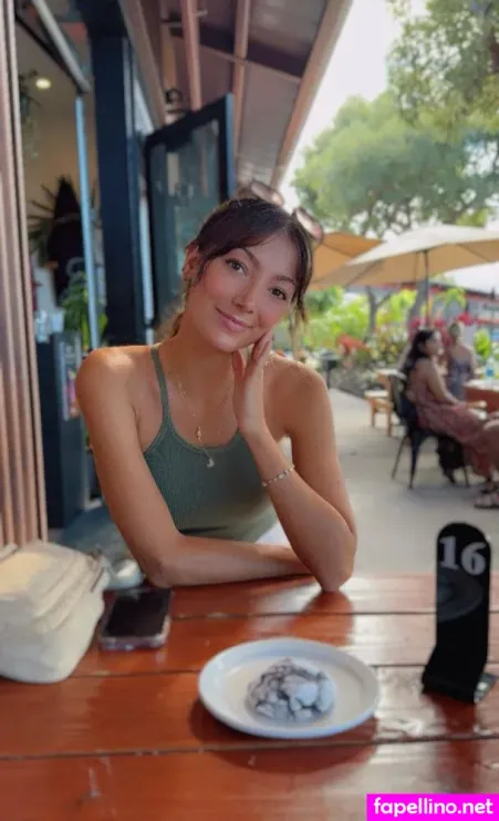 Eva Skyvip OnlyFans Thumbnail #IHSH3E8mzu