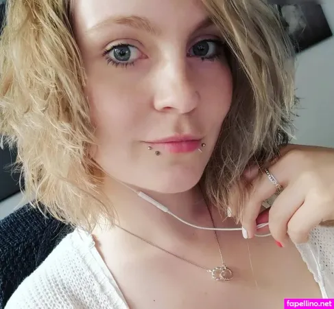 Eva Sykora OnlyFans Thumbnail #HS5i2GpQWk