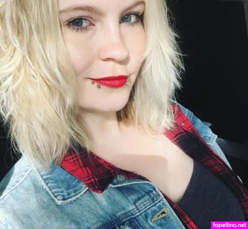 Eva Sykora OnlyFans Thumbnail #OZBe6C3lax