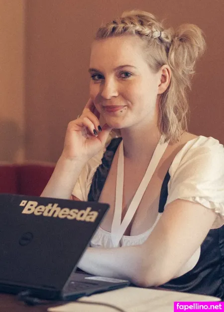 Eva Sykora OnlyFans Thumbnail #o1CC9HCHzN