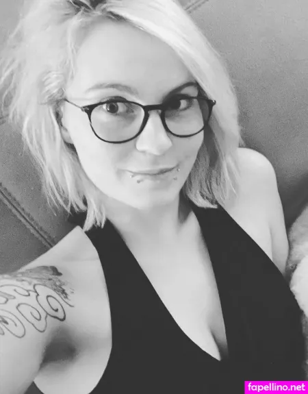 Eva Sykora OnlyFans Thumbnail #sf0WTriq7R