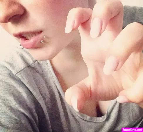 Eva Sykora Main Profile Photo