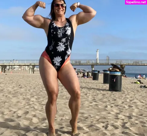 Eva The Supergirl OnlyFans Thumbnail #THrWFiTTii