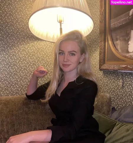 Eva Vlaardingerbroek OnlyFans Thumbnail #9fu1k4CX1o