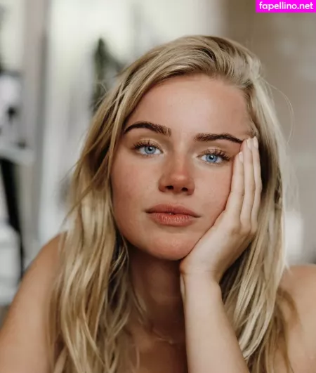 Eva Vlaardingerbroek OnlyFans Thumbnail #KZmTFrA4vn